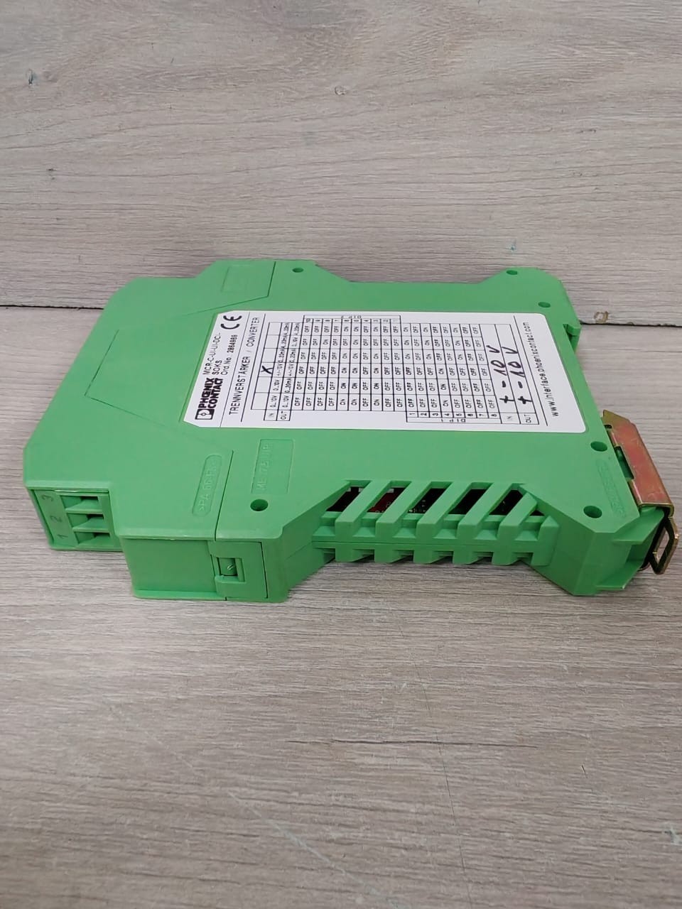 Phoenix Contact 2864969 PHOENIX CONTACT MCR-C-UI-UI-DCI 2864969 SIGNAL CONVERTER 8