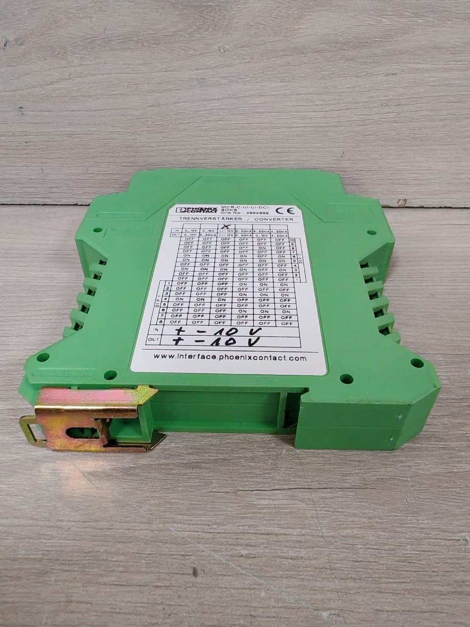 Phoenix Contact 2864969 PHOENIX CONTACT MCR-C-UI-UI-DCI 2864969 SIGNAL CONVERTER 9