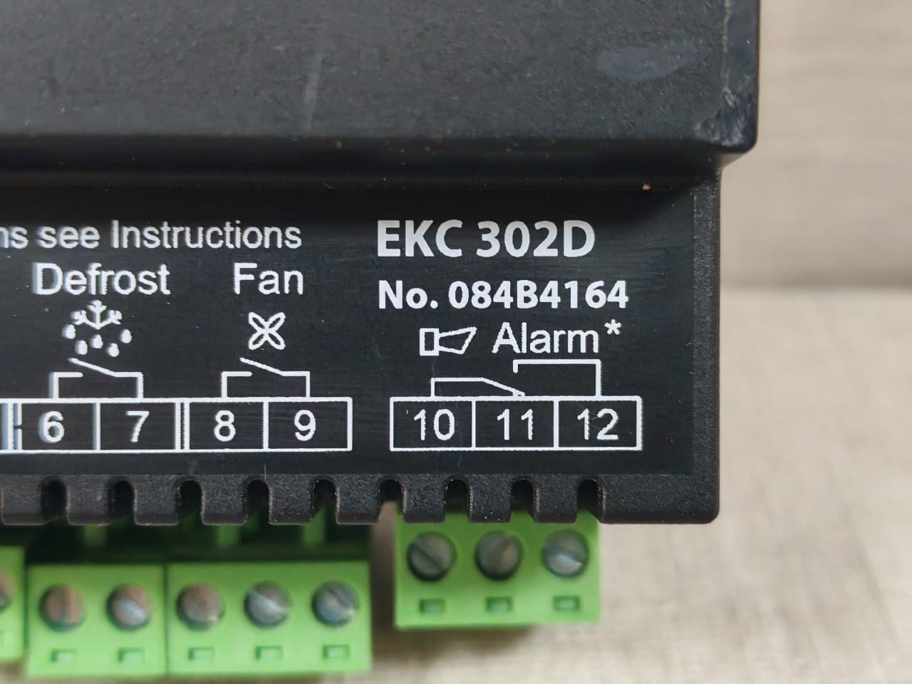 Danfoss EKC-302D Danfoss ADAP-KOOL EKC 302D Temperature Controller 084B4164 2