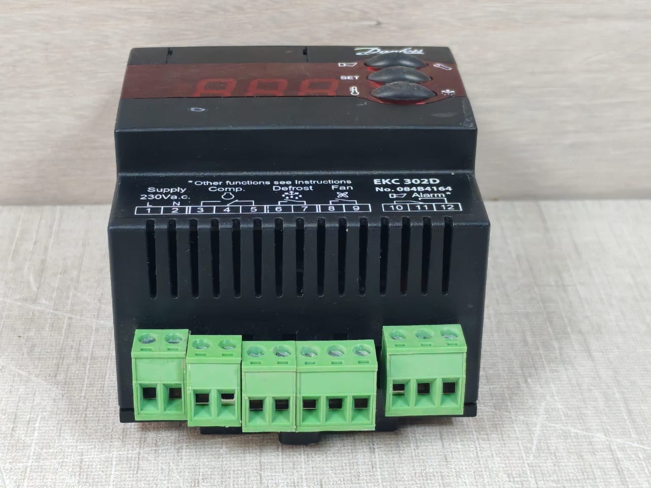 Danfoss EKC-302D Danfoss ADAP-KOOL EKC 302D Temperature Controller 084B4164 6