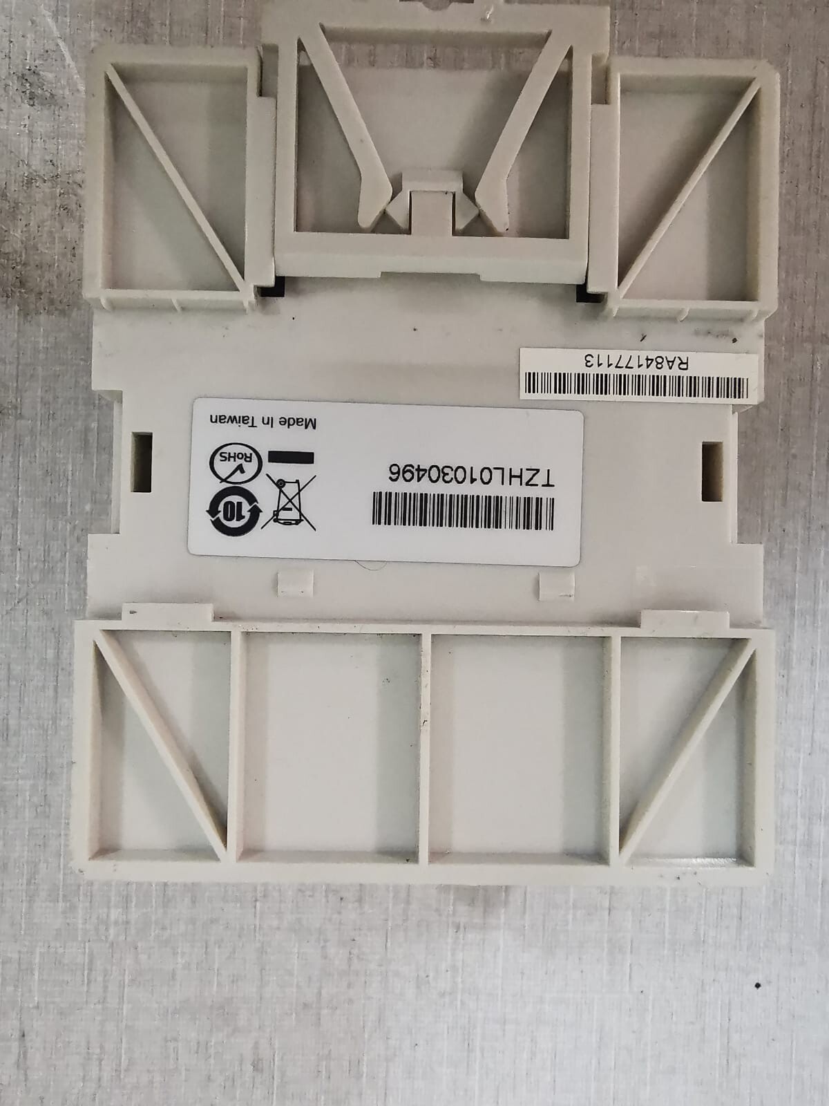 Moxa DR-4524 MOXA DR-4524 DIN Rail Power Supply 3