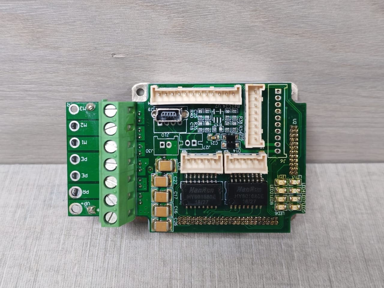 Elmo Motion Control G-MOLWHI5/100EEM Elmo Motion Control G-WHI5/100EE Servo Driver Module G-MOLWHI5/100EEM 2
