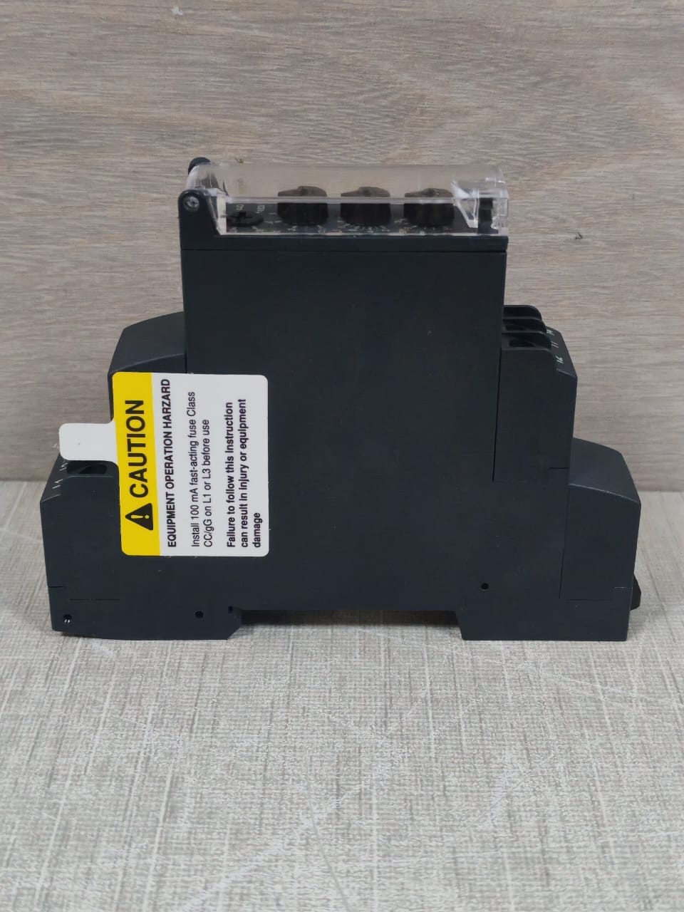 Schneider Electric RM17TE00 ZELIO SCHNEIDER ELECTRIC RM17TE00 MULTIFUNCTION CONTROL RELAY 8