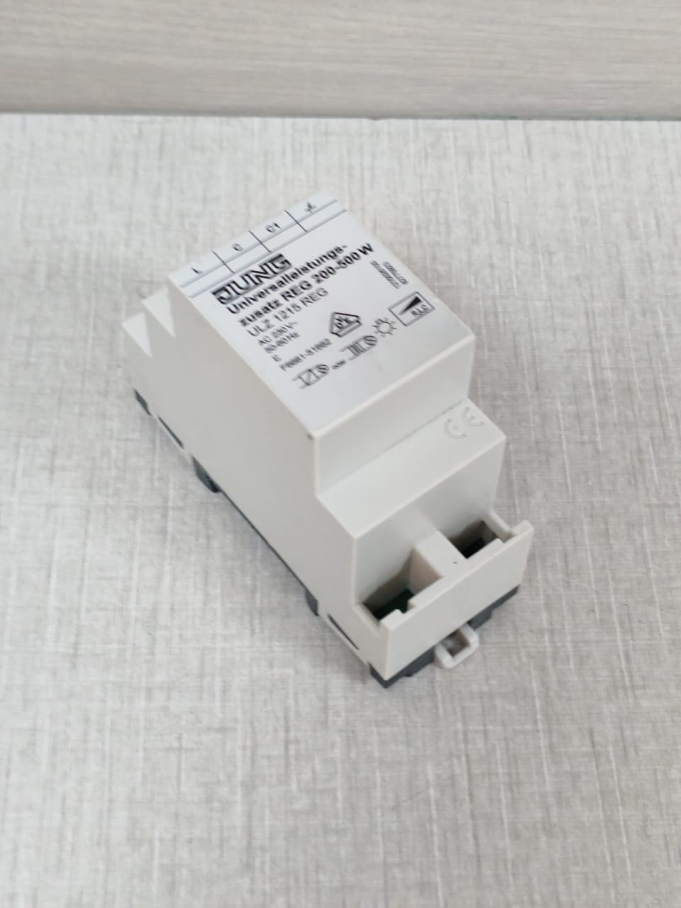 Jung ULZ1215REG JUNG ULZ1215REG UNIVERSAL POWER BOOSTER 200-500W - PROVEN 3