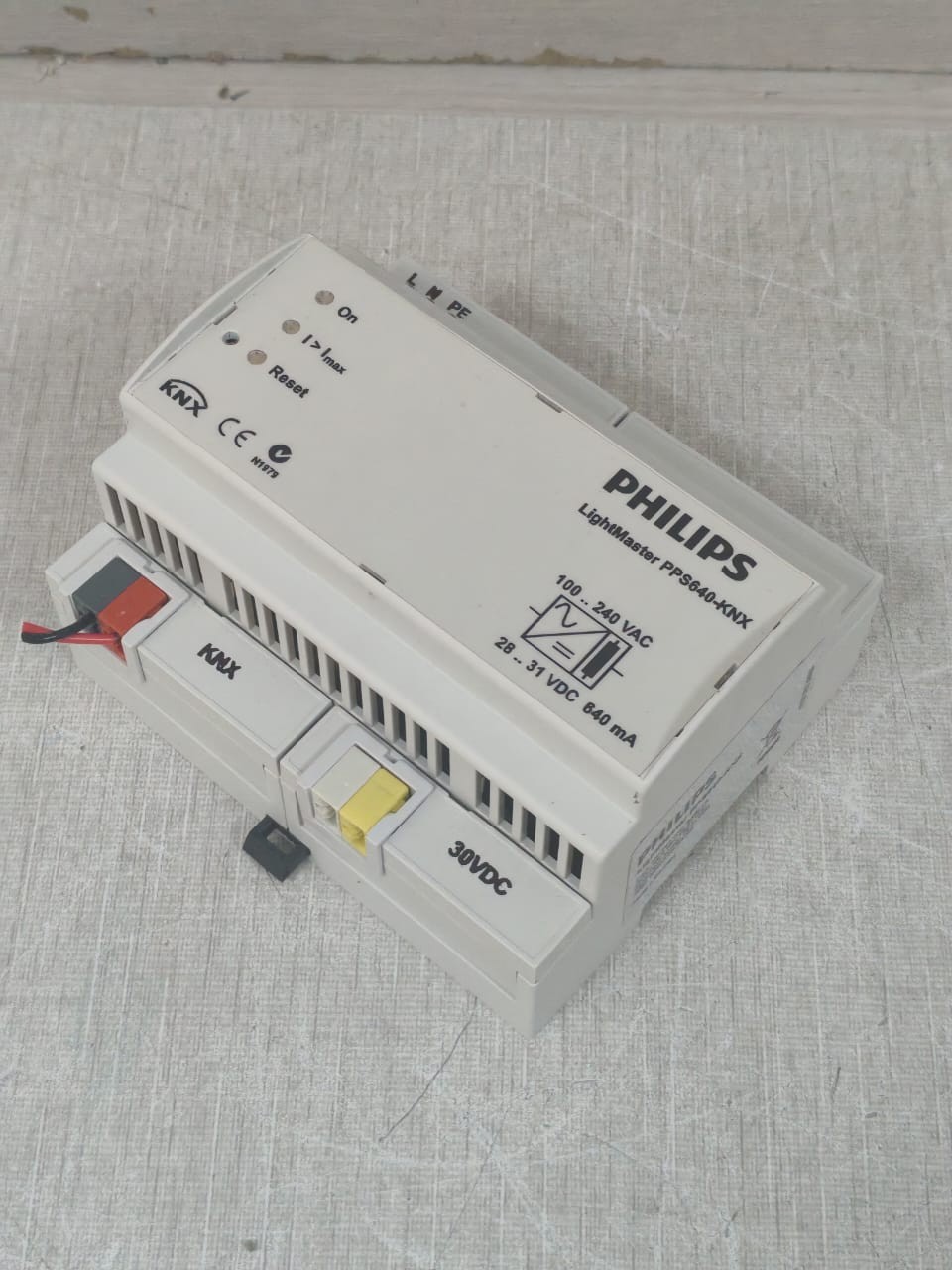 Philips PPS640-KNX PHILIPS LIGHTMASTER PPS640-KNX NETWORK POWER SUPPLY 100-240VAC 4