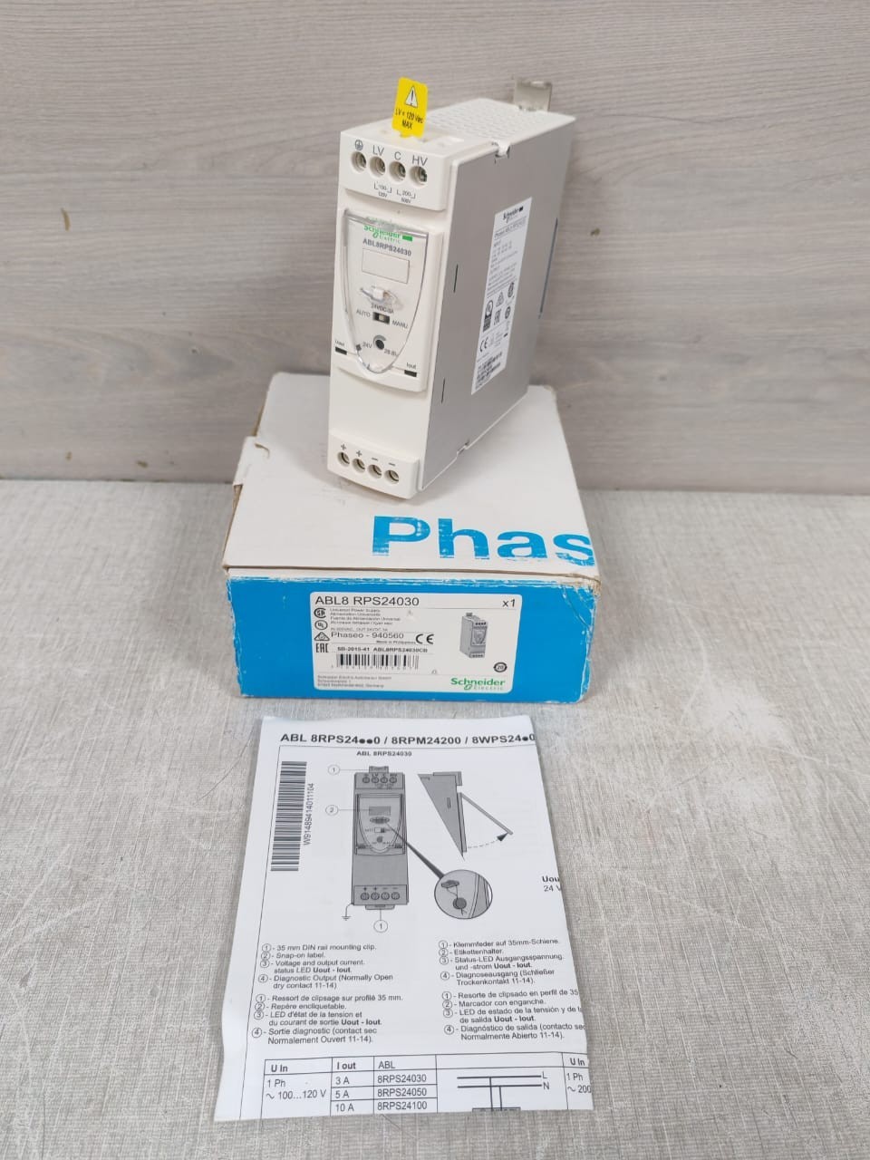 Schneider Electric ABL8 RPS24030 Regulated Switching Power Supply