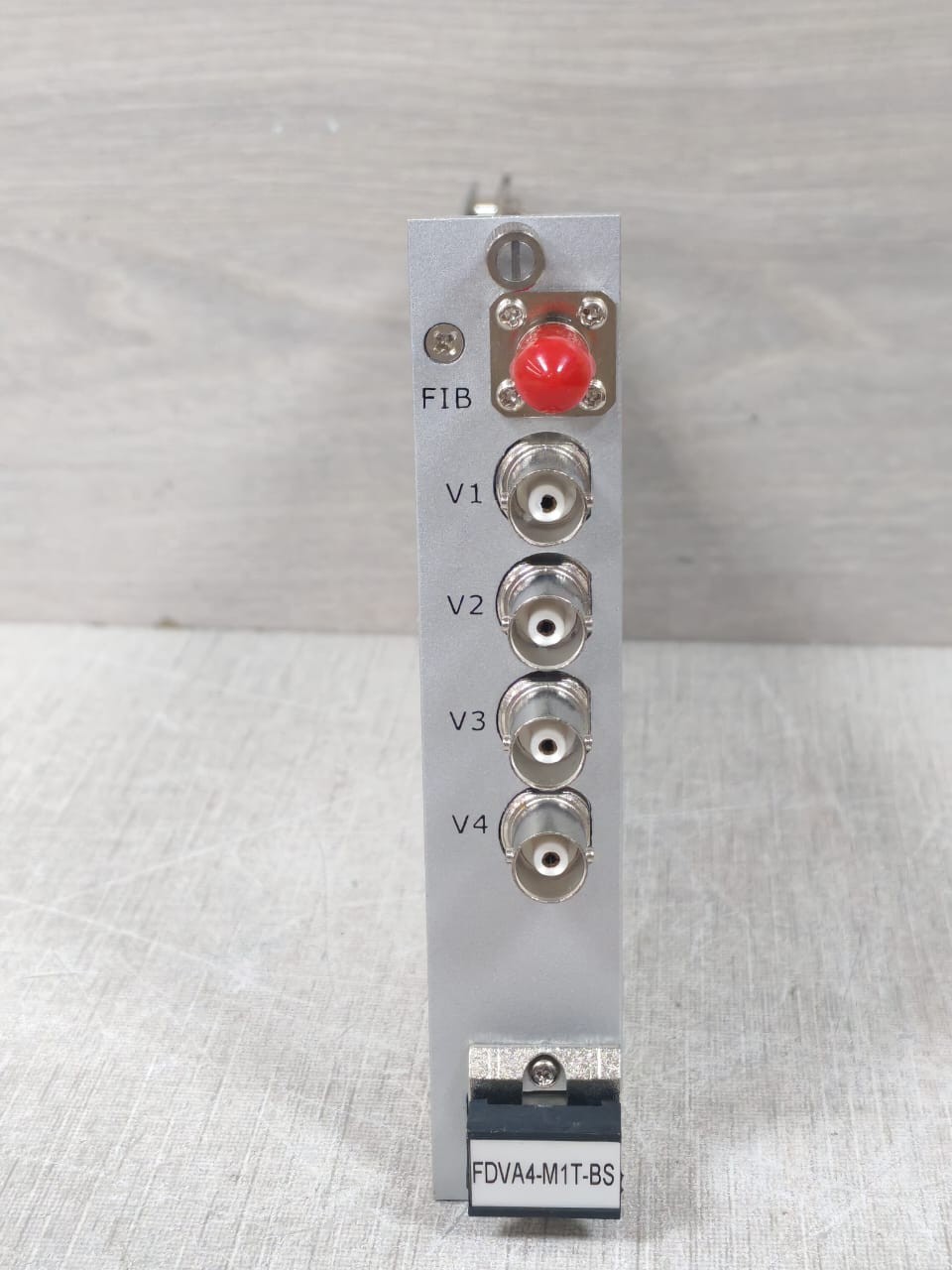 KBC Networks FDVA4-M1T-BS KBC Networks FDVA4-M1T-BS Fiber Optic Transmitter 2