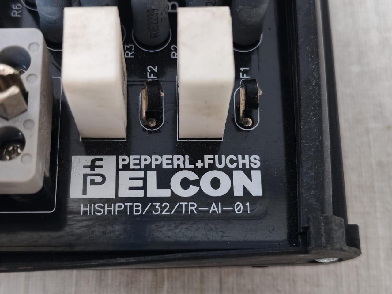 Pepperl+Fuchs AI-01 PEPPERL+FUCHS PELCON HISPTB/32/TR-AI-01 TERMINATION BOARD - NWOB 8