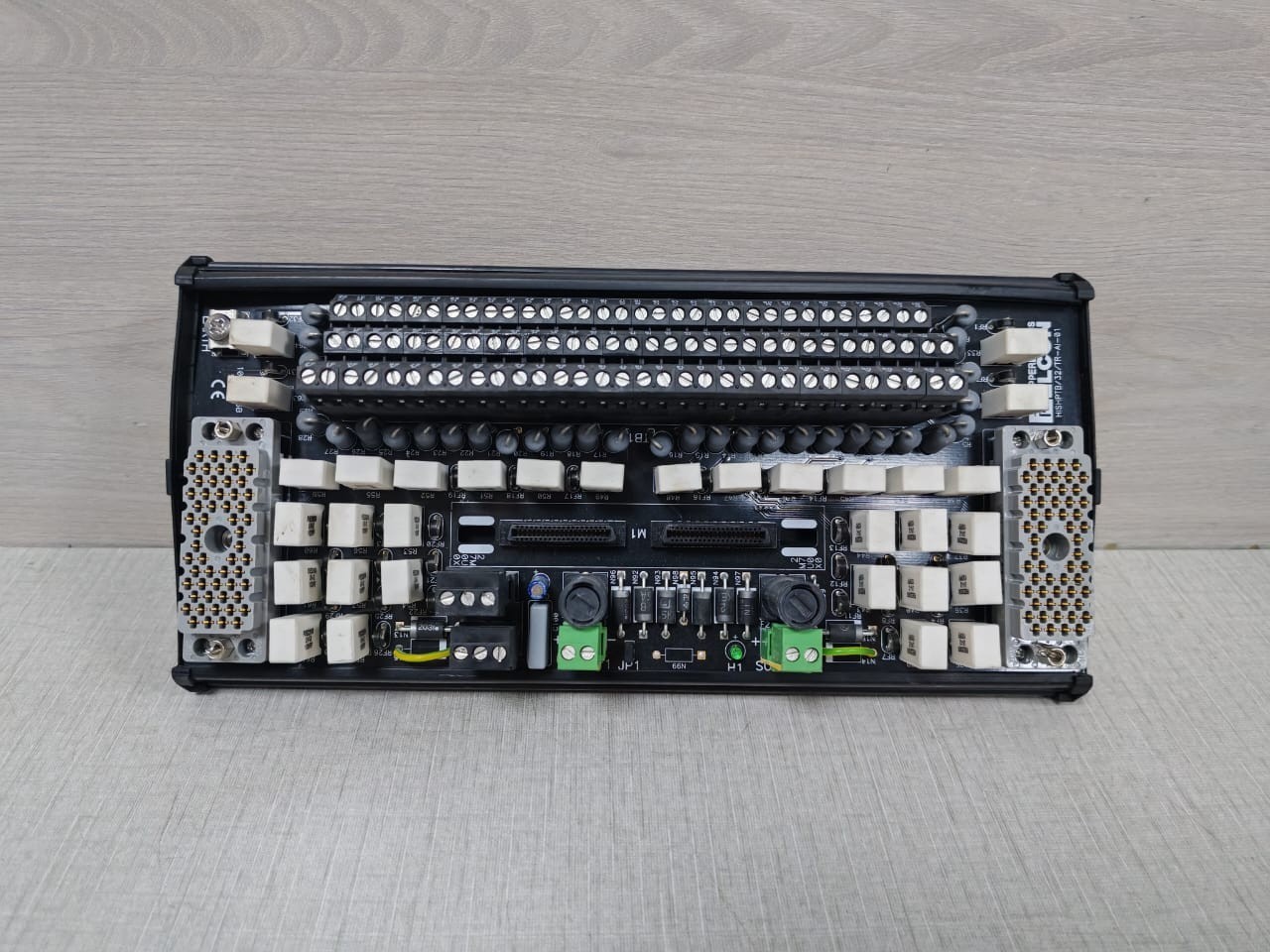 PEPPERL+FUCHS PELCON HISPTB/32/TR-AI-01 TERMINATION BOARD - NWOB