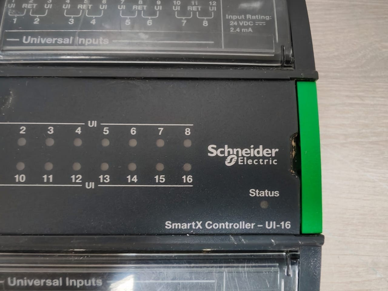 Schneider Electric UI-16 Schneider Electric UI-16 SmartX Controller SXWUI16XX10001 with TB-I/O-W1 Base 4