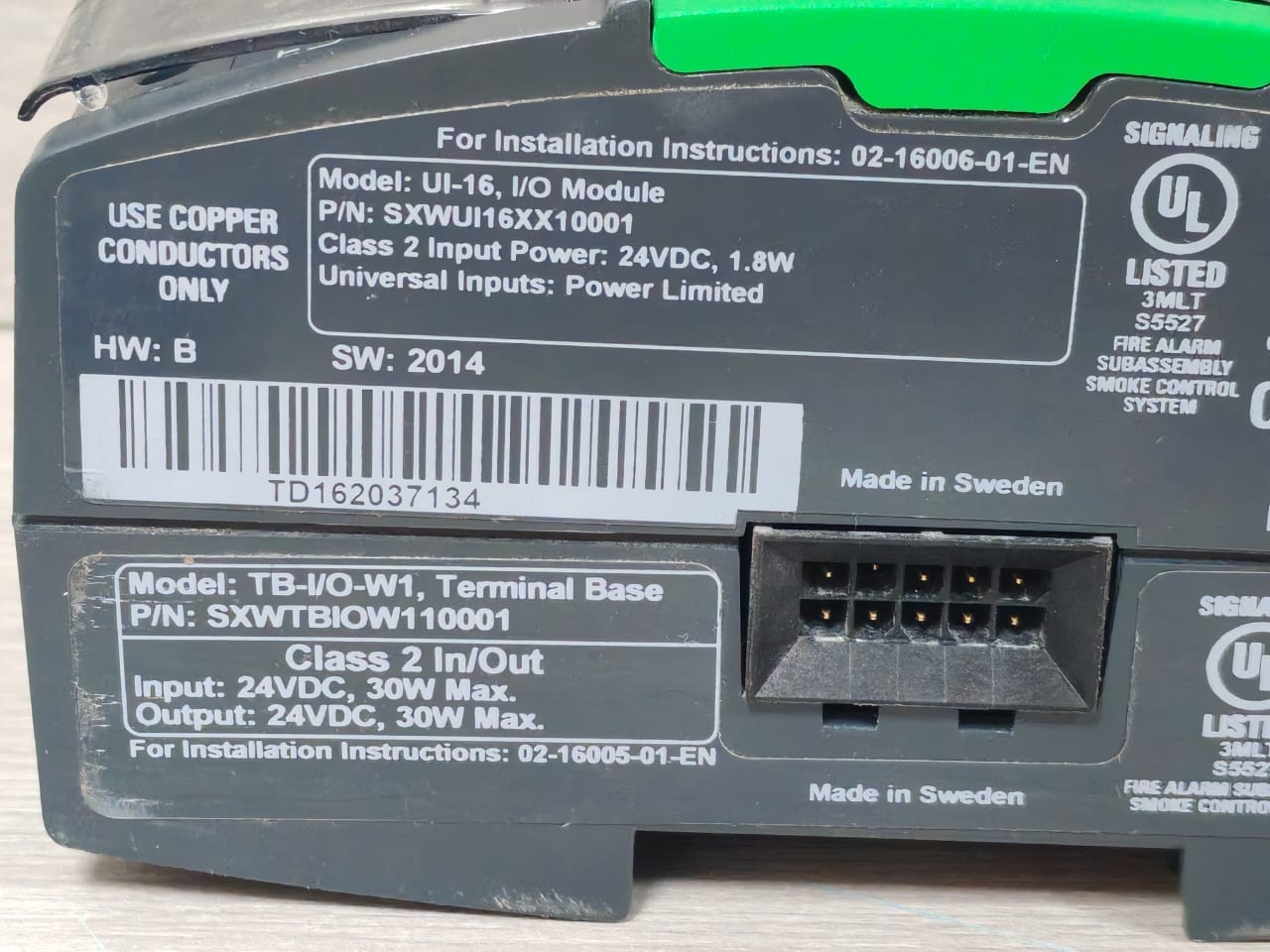 Schneider Electric UI-16 Schneider Electric UI-16 SmartX Controller SXWUI16XX10001 with TB-I/O-W1 Base 6