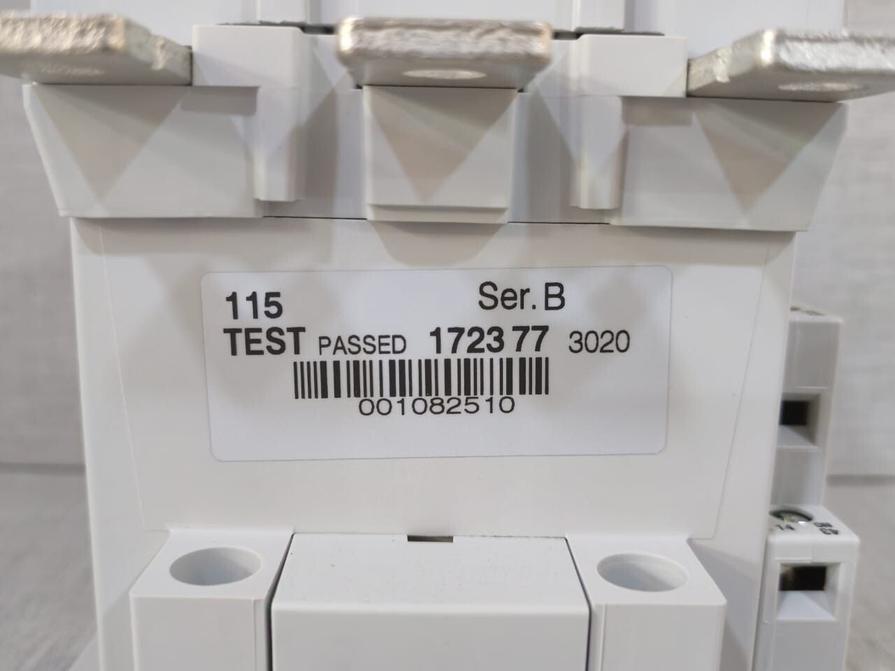 Rockwell Automation D115KF11 ALLEN-BRADLEY 100-D115 CONTACTOR 100-D115KF11 SER B 7