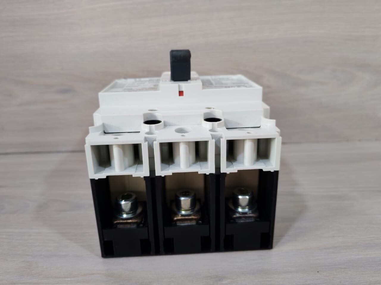 GE FE250 GENERAL ELECTRIC FE250 RECORD PLUS CIRCUIT BREAKER FEV36TA200KF 7
