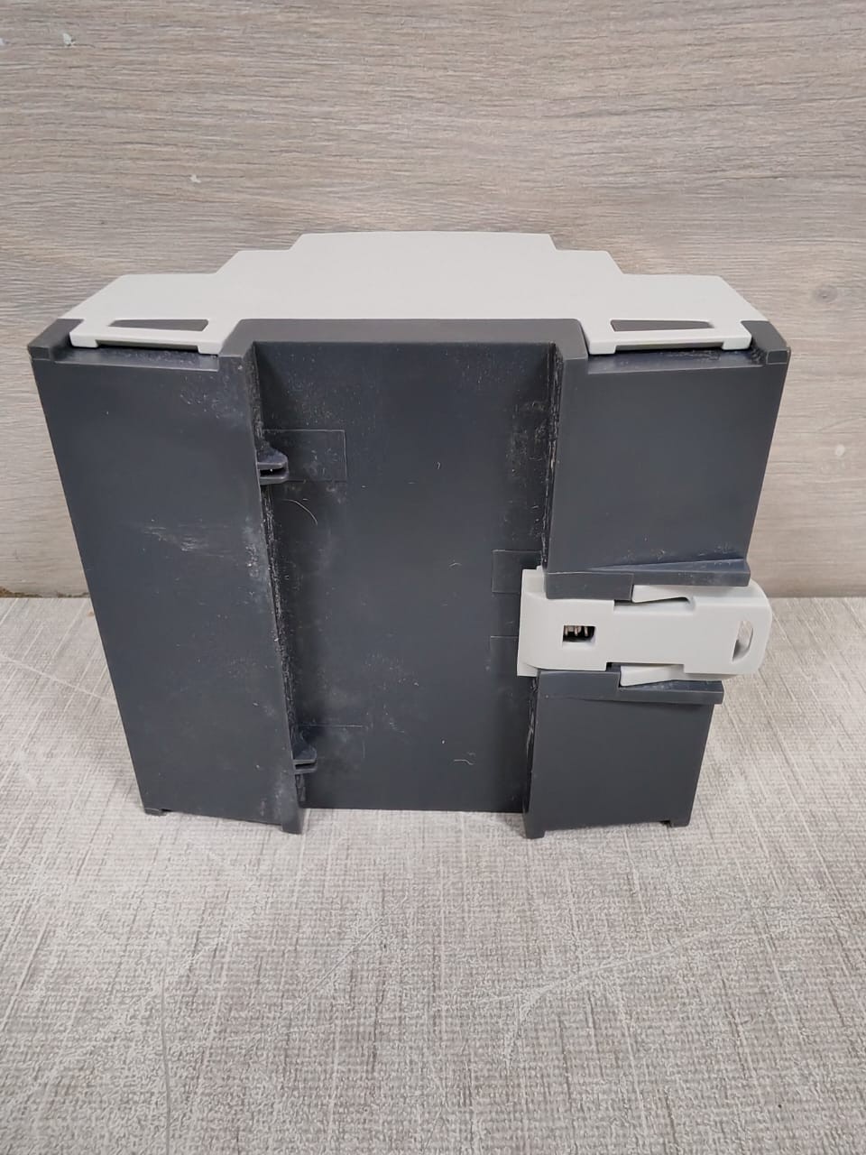 ZENNIO ZPSU640 ZENNIO ZPSU640 KUPSupply 640mA POWER SUPPLY 9