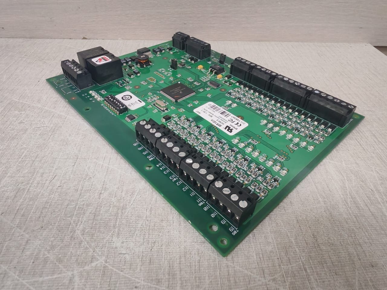 Mercury MR16IN Mercury MR16in 10260 0 REV.1.32.1 Multi-Device Interface Panel 10
