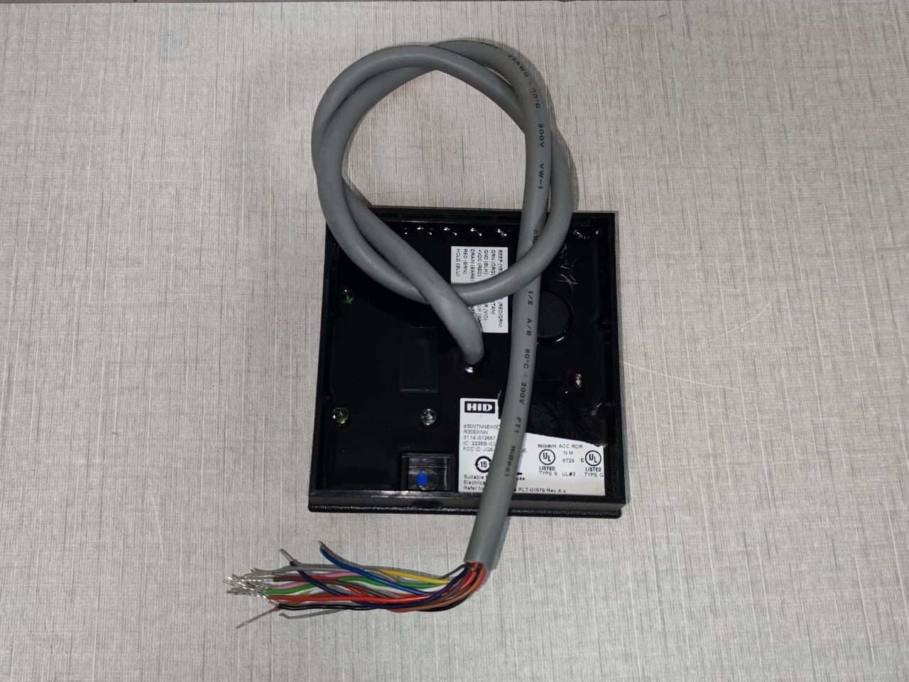 HID R30EKNN HID 930NTNNEK00000 iClass SE R30EKNN Access Controller 5