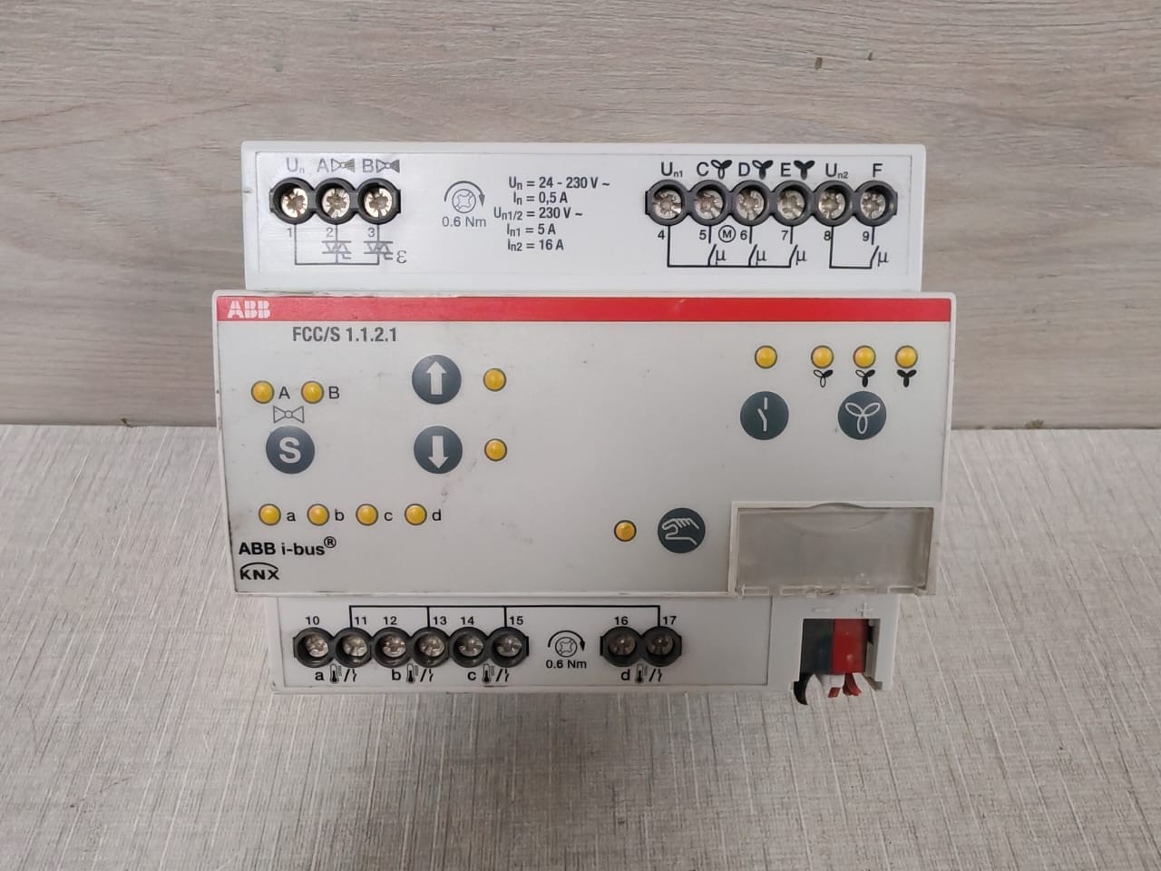 ABB 2CDG110211R0011 ABB FCC/S1.1.2.1 Fan Coil Controller 2CDG110211R0011 10