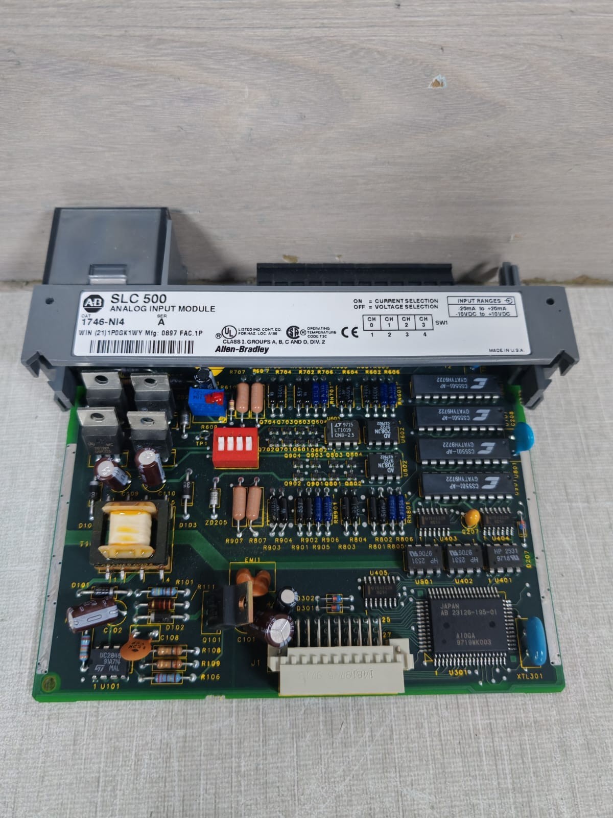 Rockwell Automation 1746-NI4 Allen Bradley SLC 500 ANALOG INPUT MODULE 1746-NI4 SER A 6