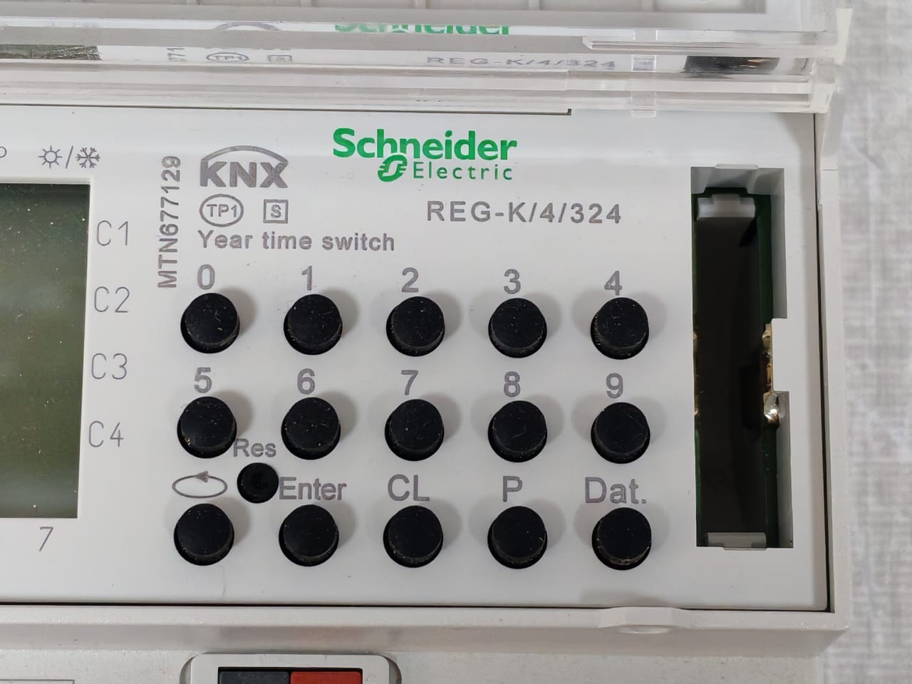 Schneider Electric MTN677129 Schneider Electric MTN677129 Seasonal Timer REG-K/4/324 - No Battery 2