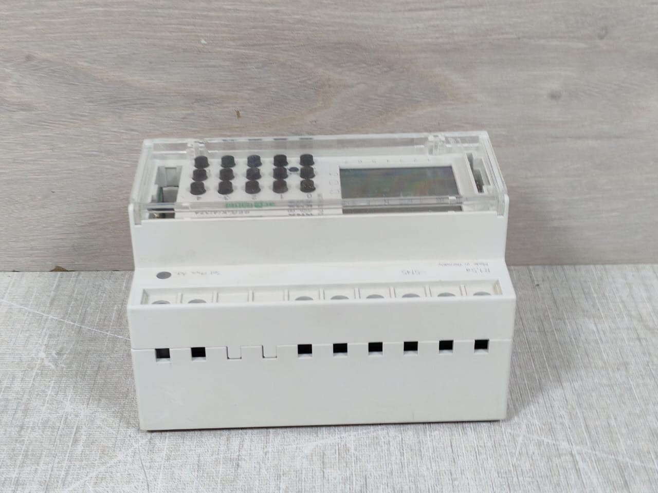 Schneider Electric MTN677129 Schneider Electric MTN677129 Seasonal Timer REG-K/4/324 - No Battery 5