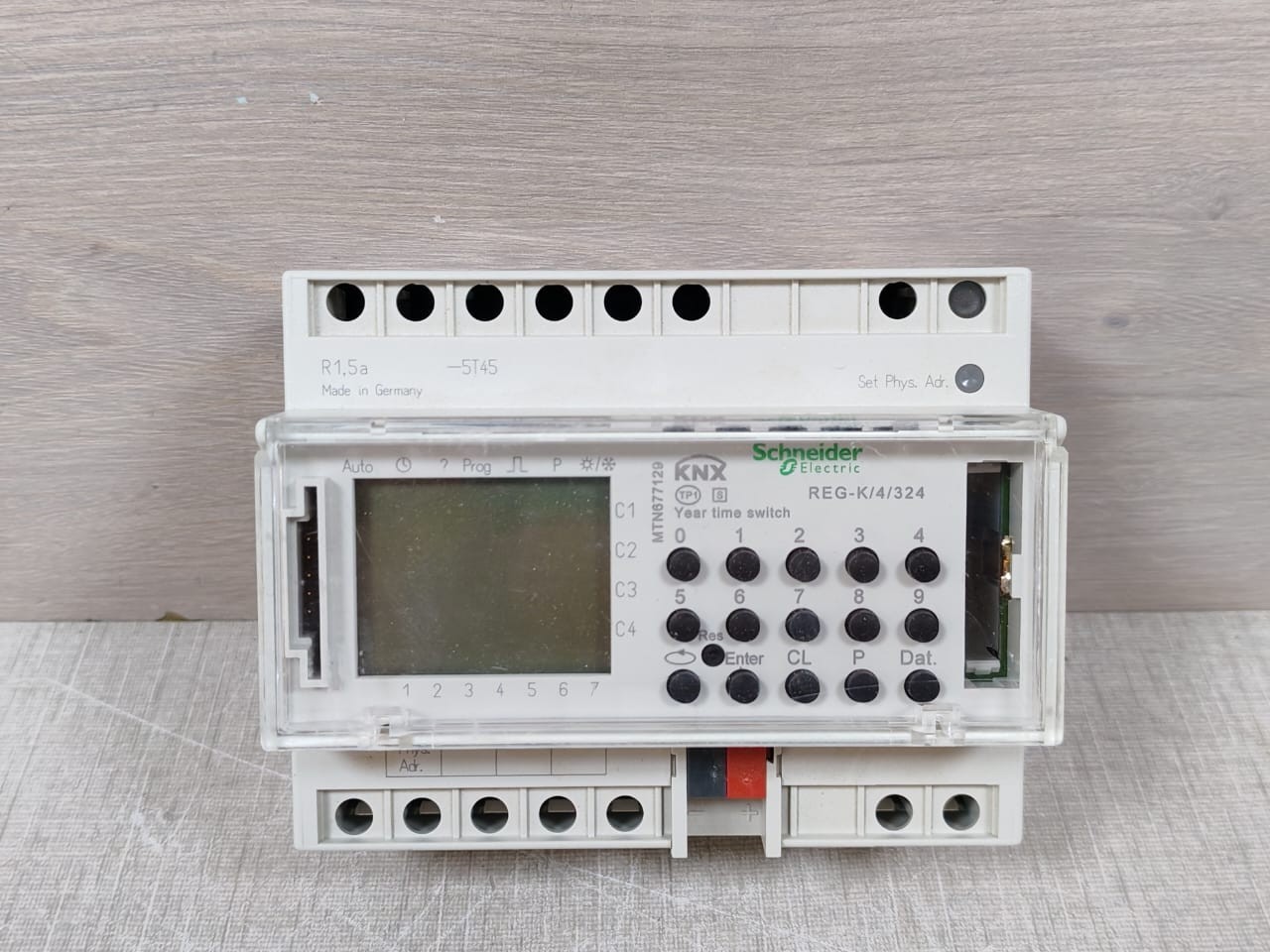 Schneider Electric MTN677129 Seasonal Timer REG-K/4/324 - No Battery