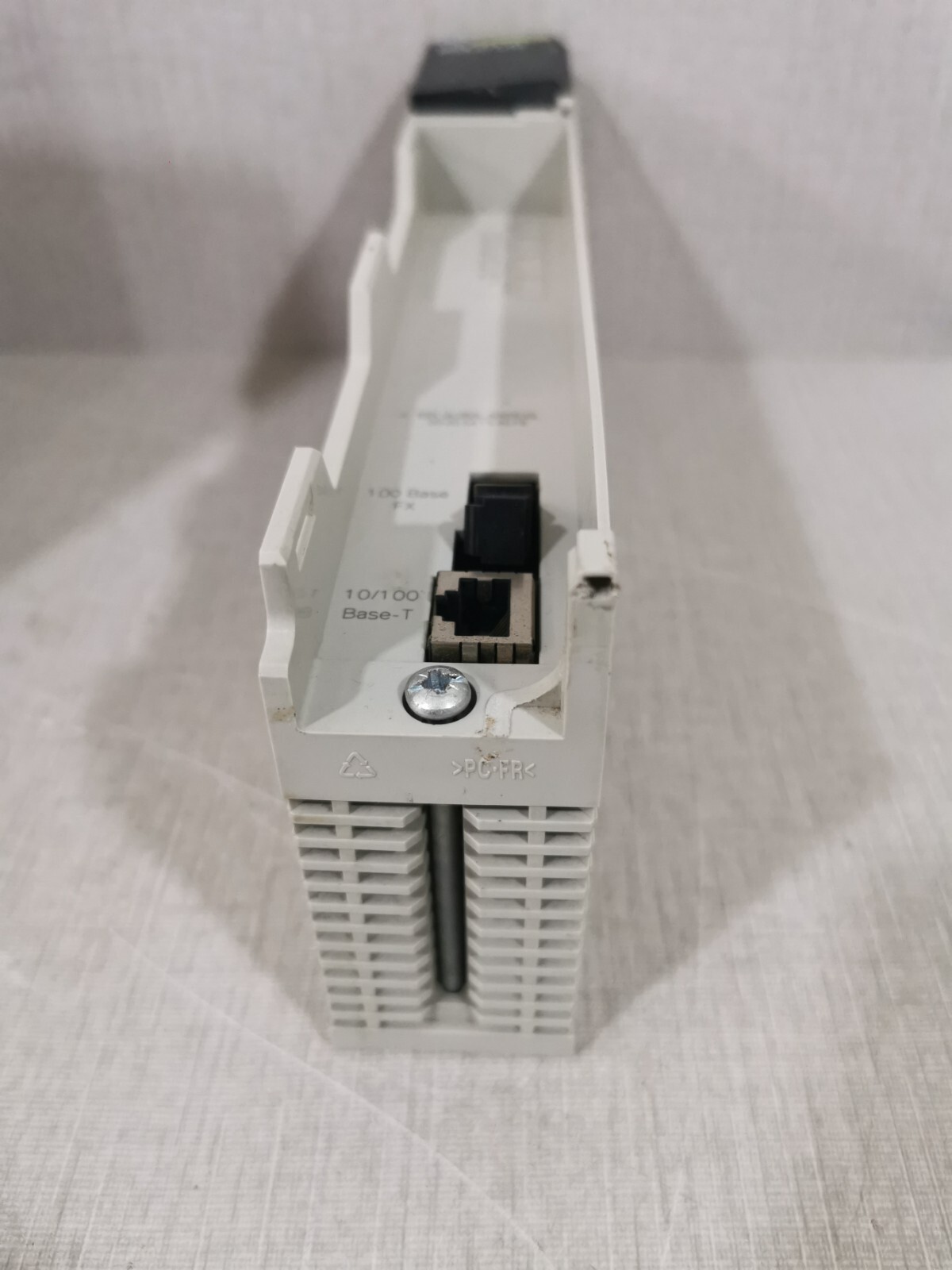 Schneider Electric T100FX SCHNEIDER ELECTRIC 140NOE77101 TSX QUANTUM ETHERNET 10/100 BASE T100FX 4
