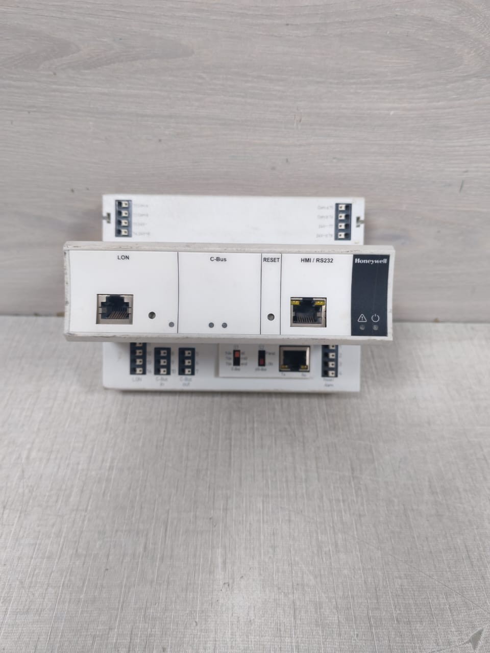 Honeywell EXCEL-800 HONEYWELL XCL8010A EXCEL 800 V3.01.07 PLANT CONTROLLER MODULE 6