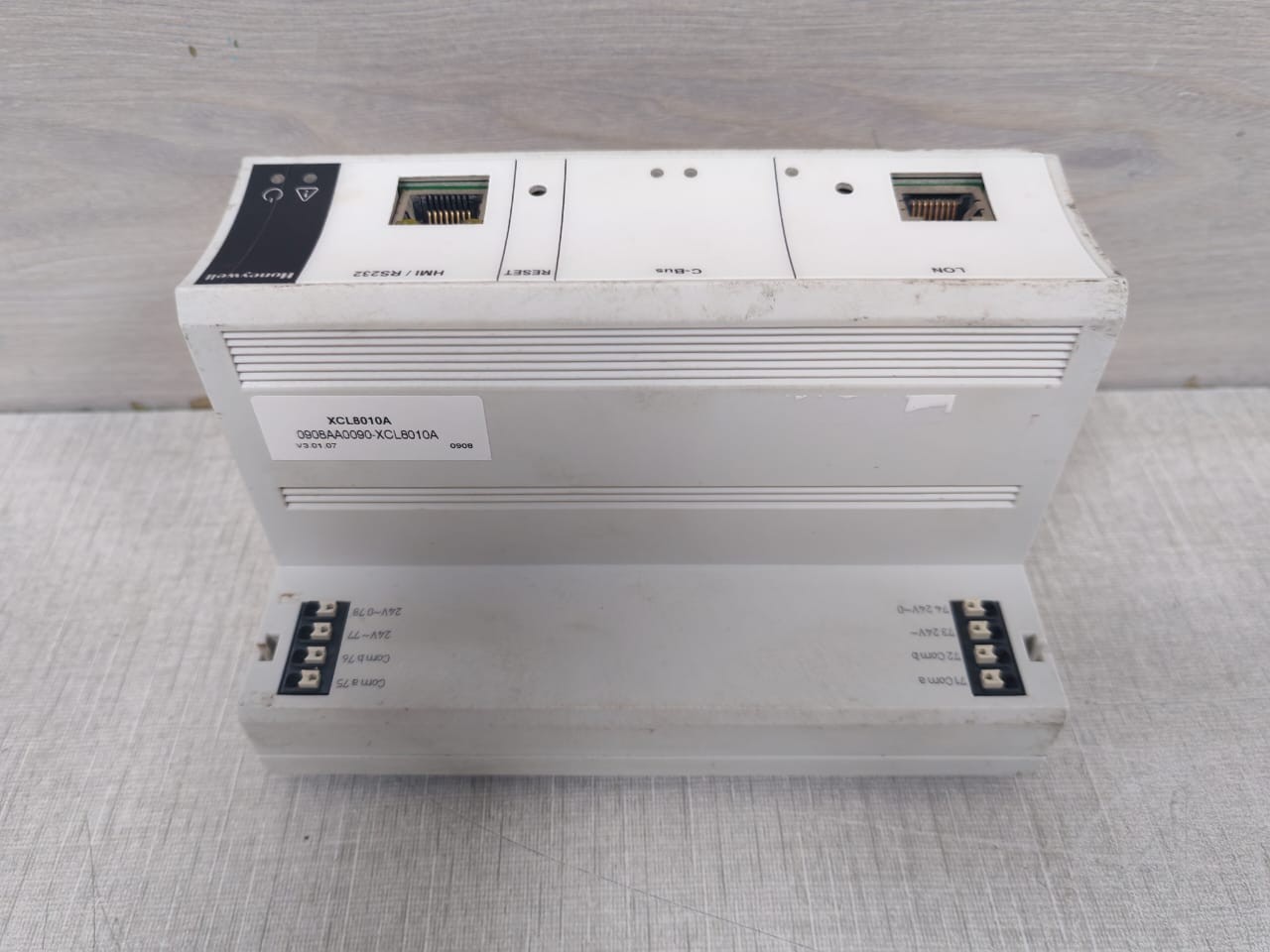 Honeywell EXCEL-800 HONEYWELL XCL8010A EXCEL 800 V3.01.07 PLANT CONTROLLER MODULE 9