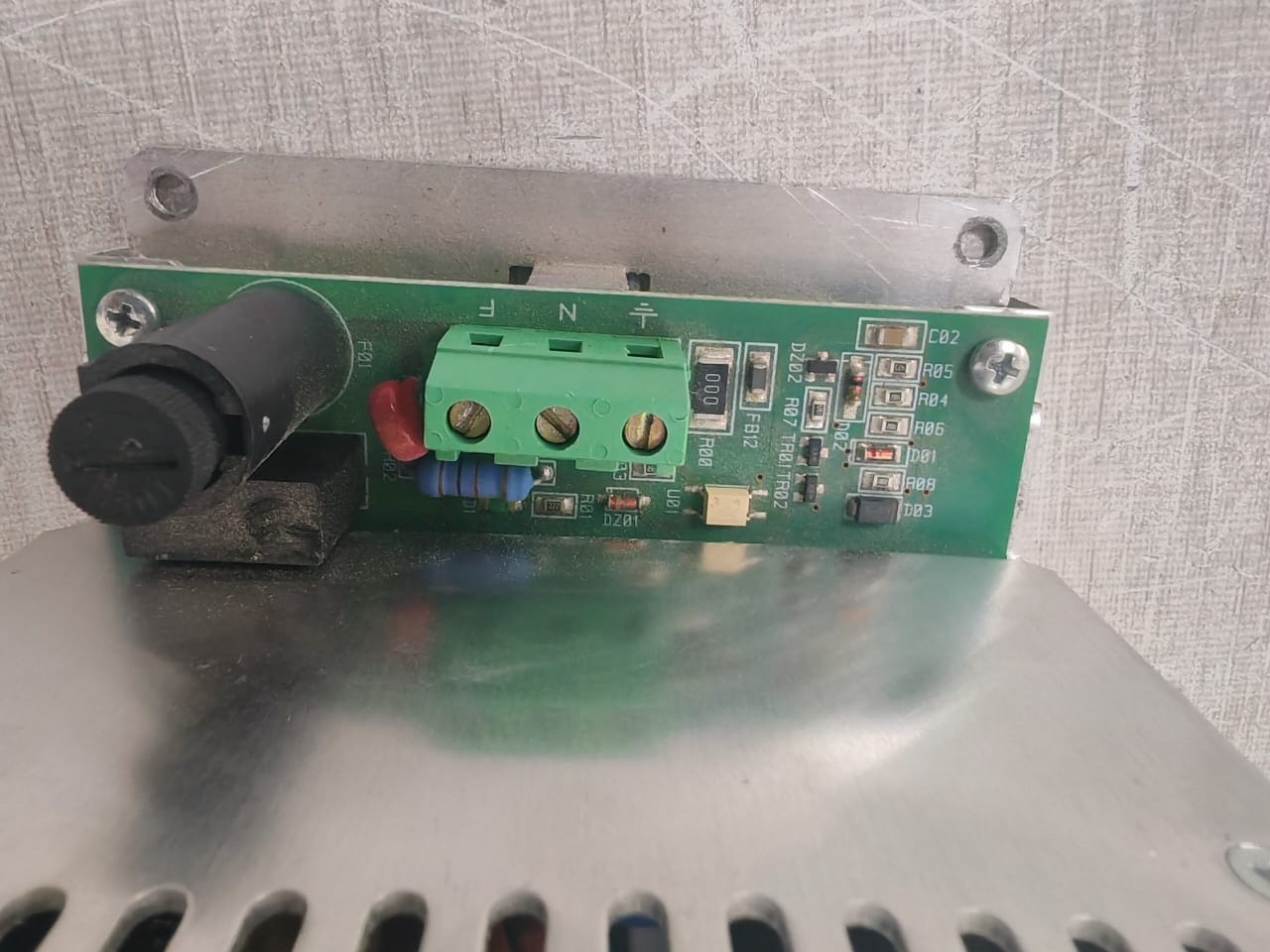 DEA 01.0F0.000.146.4E8 DEA POWER v1.6 Microprocessor Controlled Linear Regulated Power Supply 4