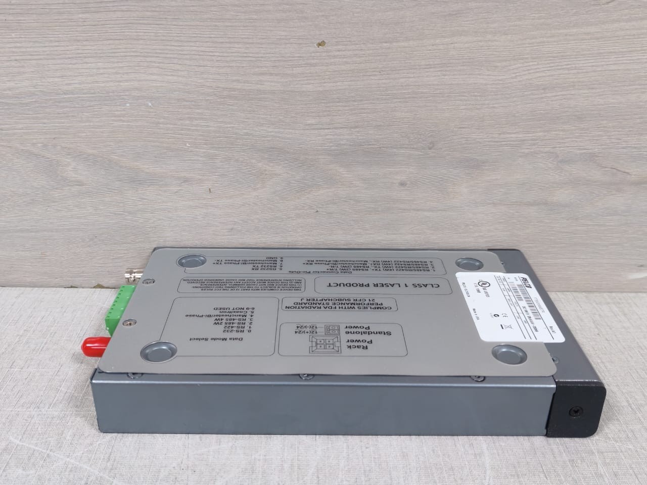 Pelco FT85011AMSTR Pelco FT85011AMSTR Rev.A1 1-Channel Video TX with BI Directional Data - o 9
