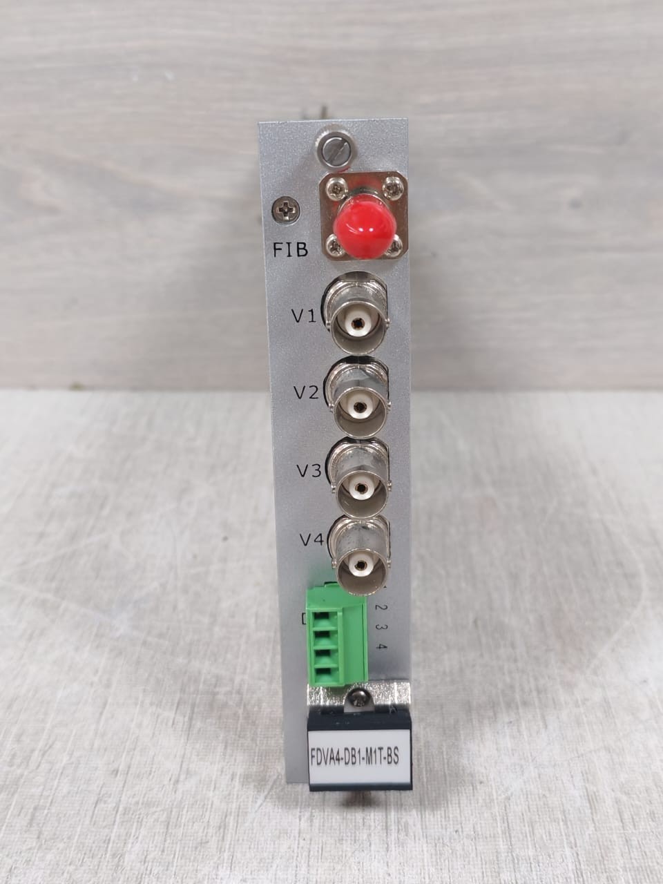 KBC Networks FDVA4-DB1-M1T-BS KBC Networks FDVA4-DB1-M1T-BS Fiber Optic Transmitter 2