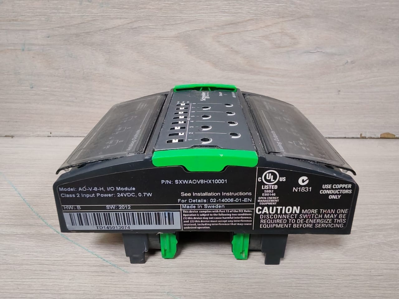 Schneider Electric SXWAOV8HX10001 Schneider Electric AO-V-8-H I/O Module SXWAOV8HX10001 24vdc - No Socket 6