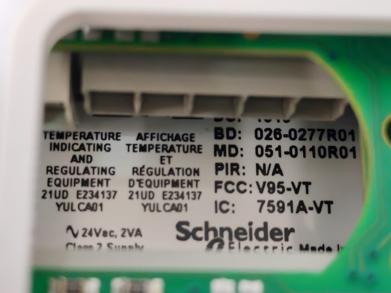 Schneider Electric SE7300F5045B SCHNEIDER ELECTRIC SE7300F5045B ROOM CONTROLLER - BACNET FAN COIL APPLICATION 6