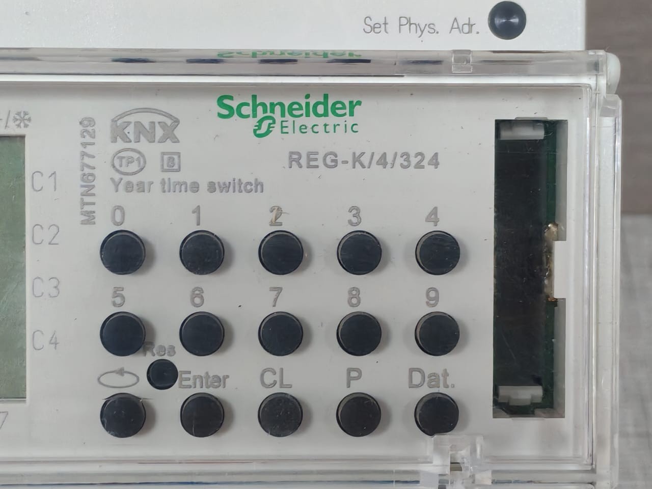 Schneider Electric MTN677129 Schneider Electric MTN677129 Season Timer REG-K/4/324 3