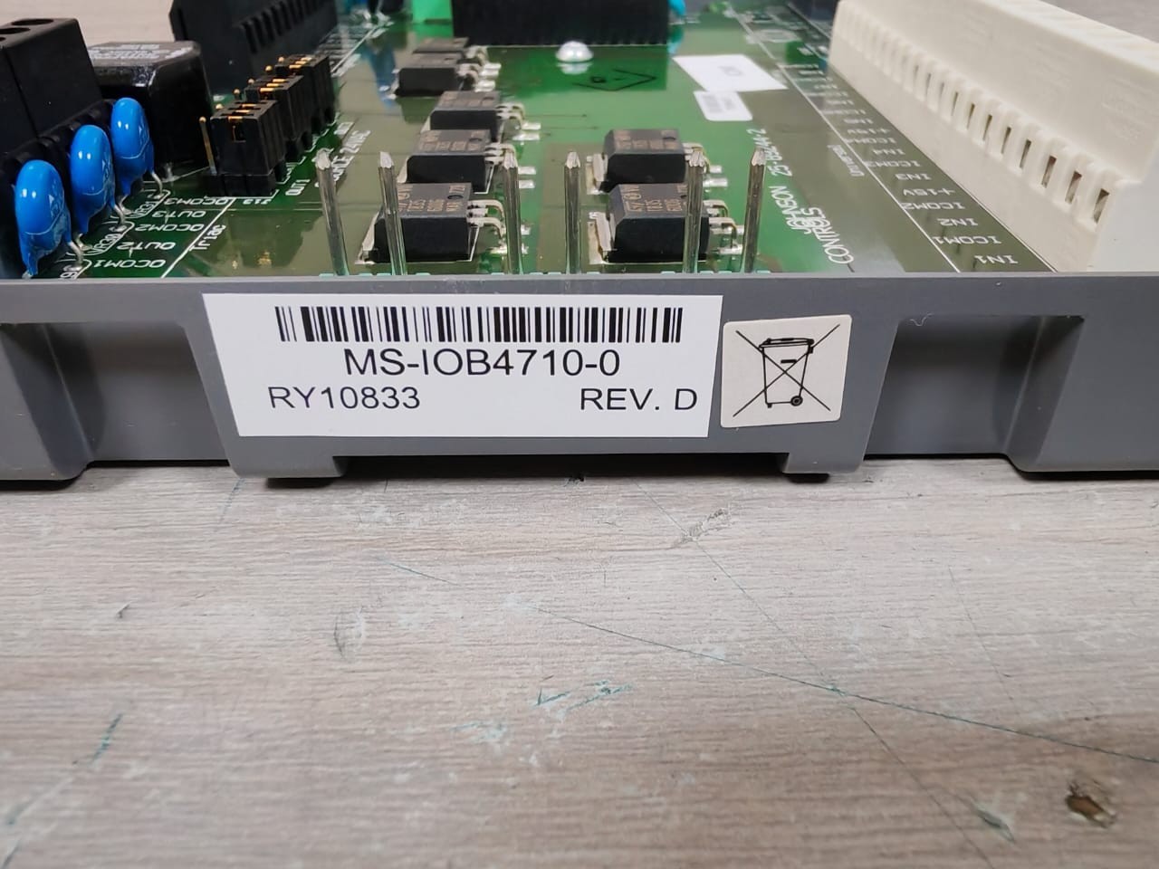 Johnson Controls IOM4710-0 JOHNSON CONTROL MS-IOM4710-0 REV.G VER 4.0 / MS-IOB4710-0 REV.D I/O MODULE 2