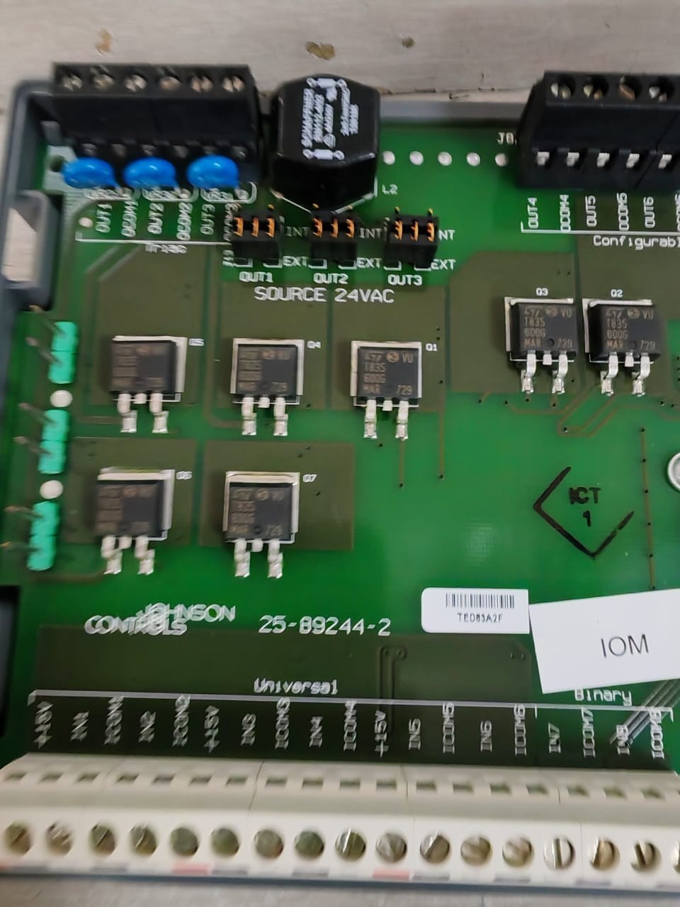 Johnson Controls IOM4710-0 JOHNSON CONTROL MS-IOM4710-0 REV.G VER 4.0 / MS-IOB4710-0 REV.D I/O MODULE 5