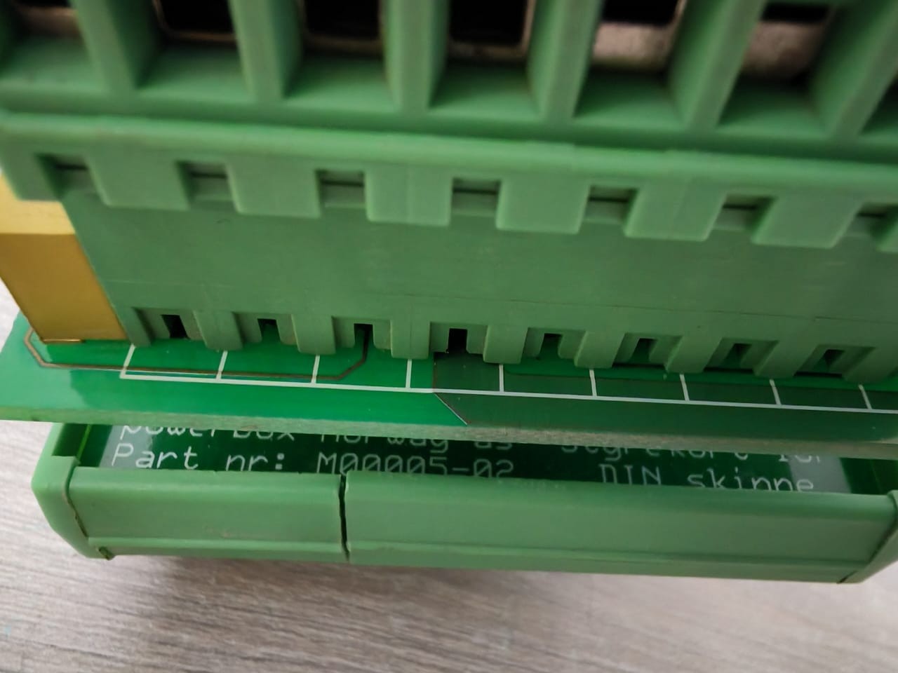 Phoenix Contact M00006-02 PHOENIX CONTACT PBD-C219A / VX POWERBOX 18-36 VDC M00006-02 / M00005-02 4
