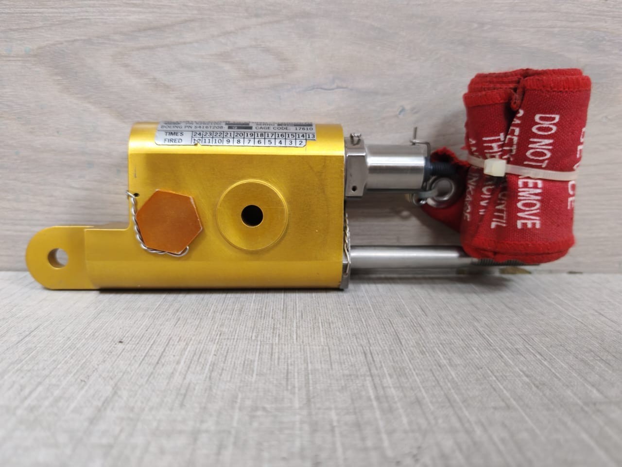 GMA 5262100 GMA PN 5262100 ACTUATOR DOOR OPENING / STOCKINGS 6