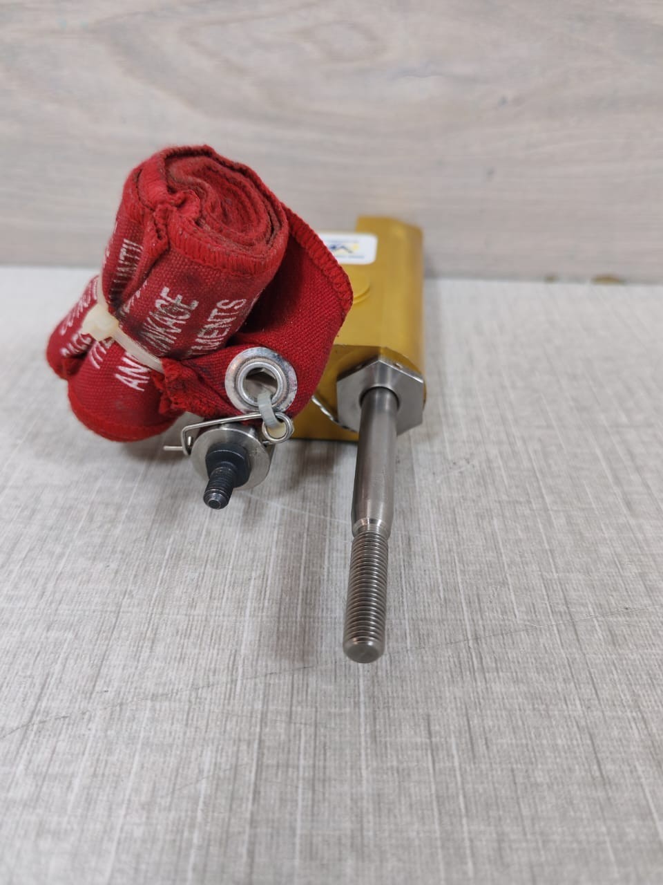 GMA 5262100 GMA PN 5262100 ACTUATOR DOOR OPENING / STOCKINGS 9