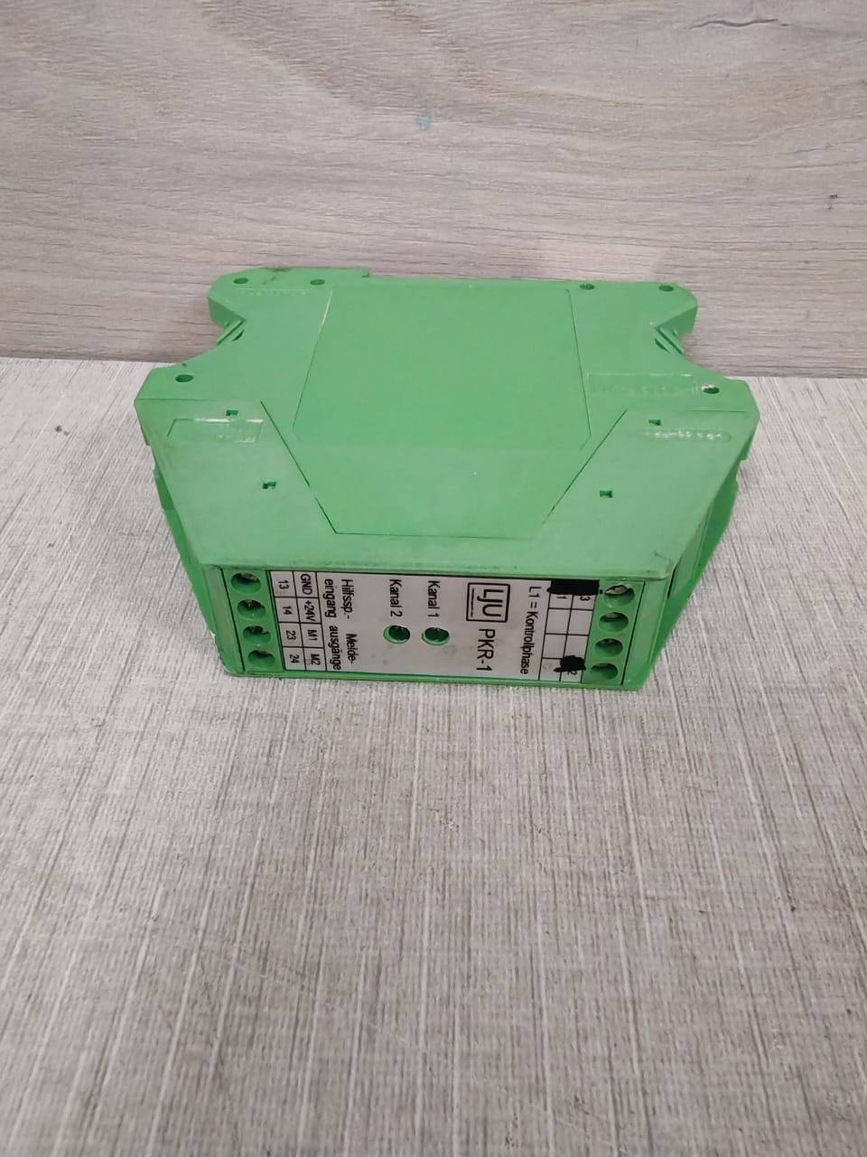 LJU Automation Technology PKR-1 LJU Automation Technology PKR-1 Safety Relay 3
