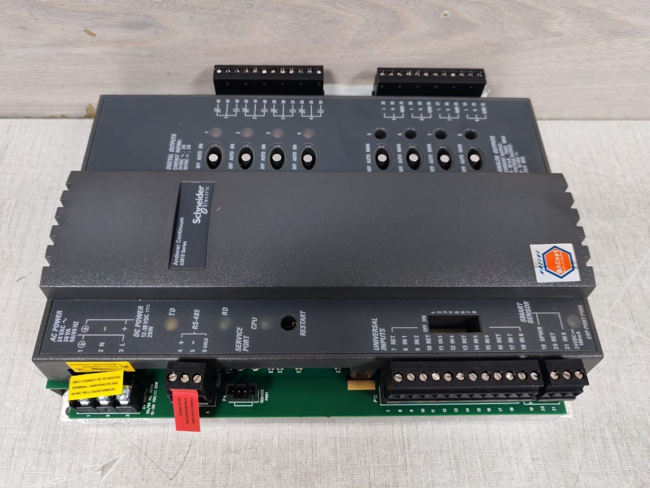 Schneider Electric B3814 SCHNEIDER ELECTRIC B3814 ANDOVER CONTINUUM B3810 SERIES 10