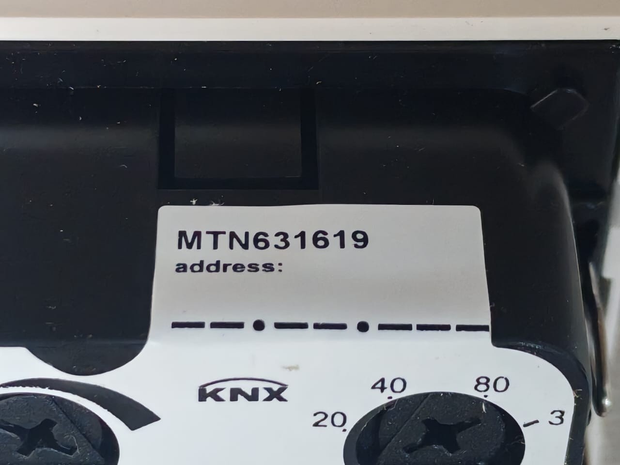 Schneider Electric ARGUS-180 Schneider Electric MTN631619 KNX ARGUS 180 Flush Mount Polar White Gloss 5