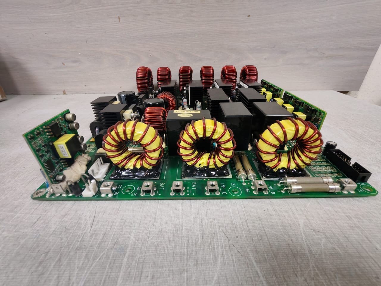 Schneider Electric 0J-12029-00577-15KVA-PS1608_DR1-REV-A SCHNEIDER ELECTRIC 0J-12029-00577 15KVA PS1608_DR1 REV A OUTPUT POWER BOARD 5