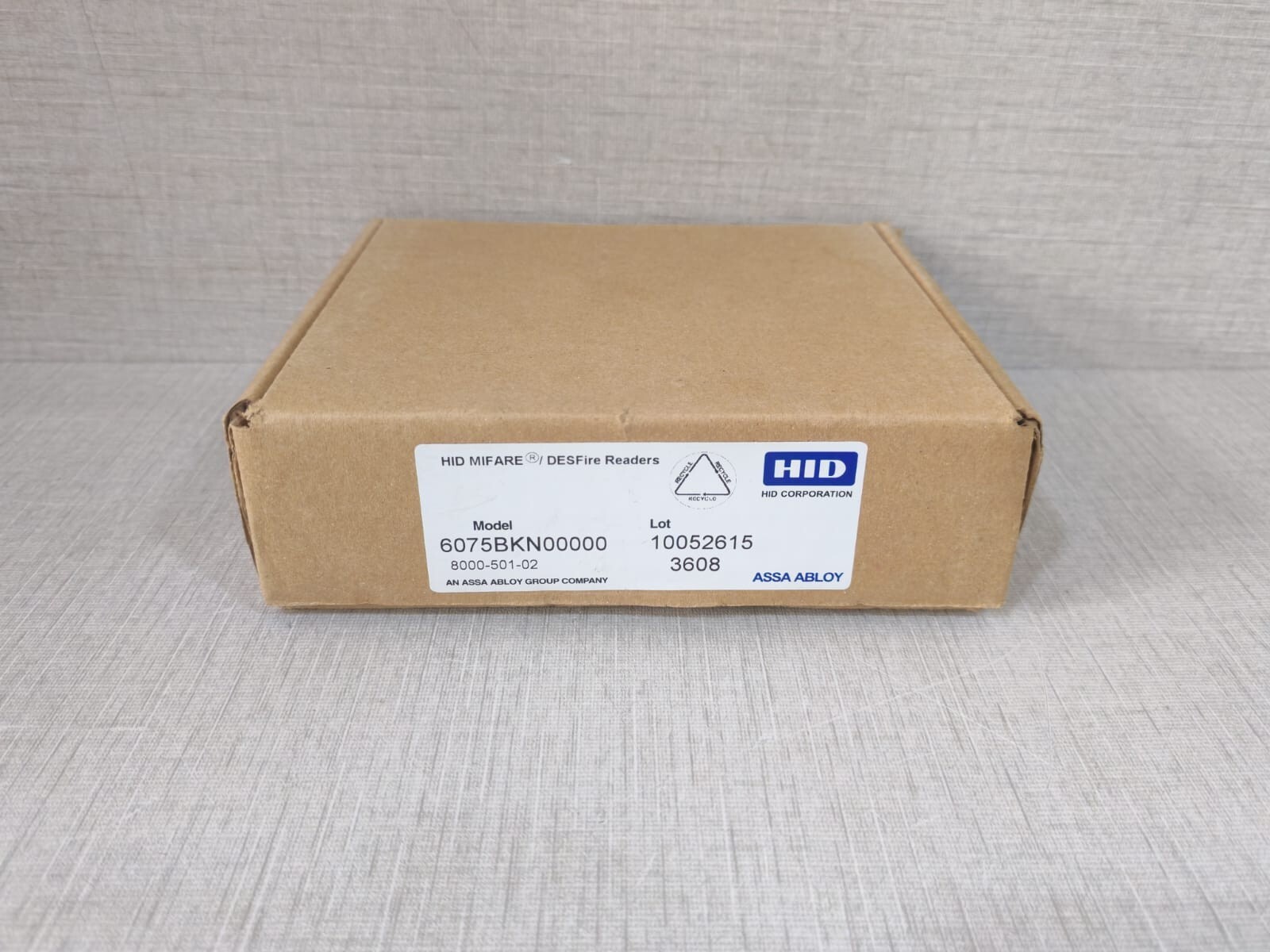HID 6075BKN00000 HID MIFARE DESFIRE READER 6075BKN00000 6