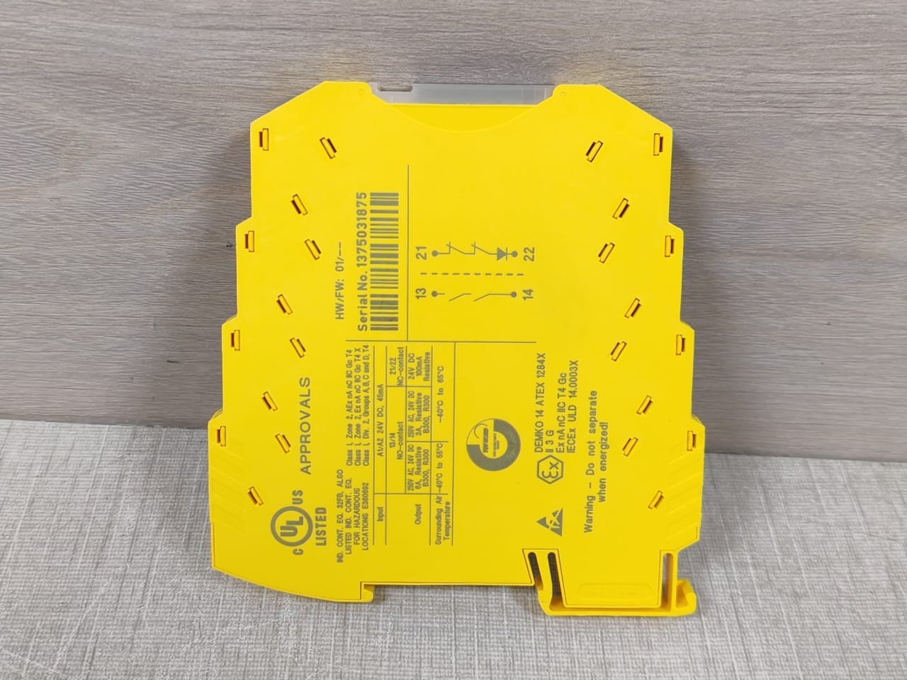 Phoenix Contact PS22-1NO-1NC-24VDC-SC Phoenix Contact PSR-PS22-1NO-1NC-24VDC-SC Coupling Relay 2702524 3