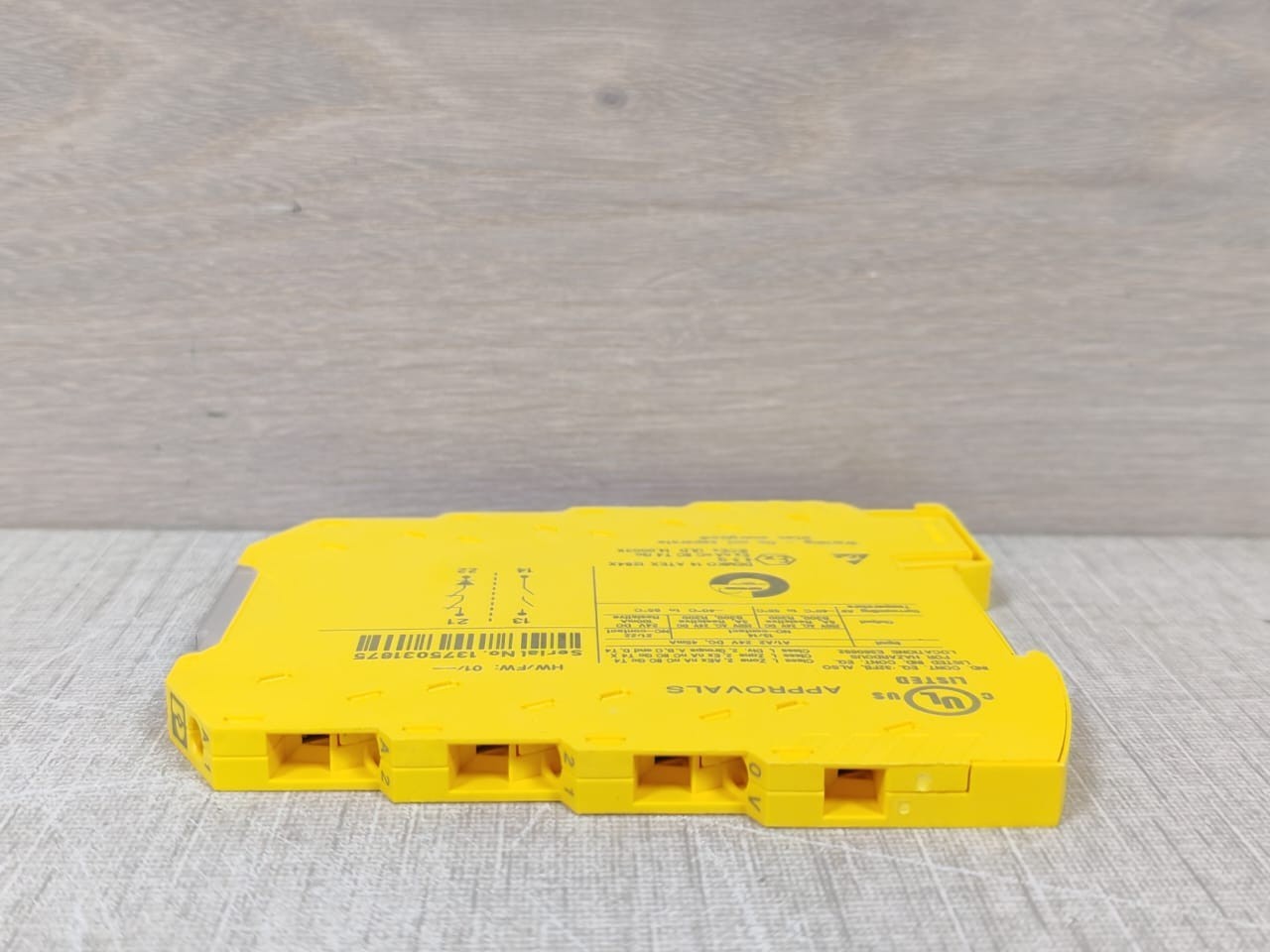 Phoenix Contact PS22-1NO-1NC-24VDC-SC Phoenix Contact PSR-PS22-1NO-1NC-24VDC-SC Coupling Relay 2702524 6