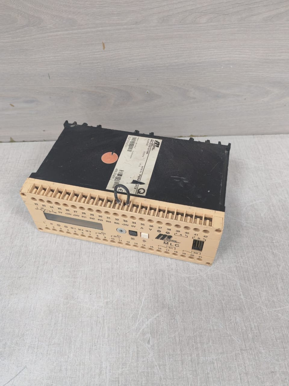 MAGNETIC AUTOCONTROL MLC10-U100 MAGNETIC AUTOCONTROL MLC10-U100 MLC TRACK CONTROLLER 4