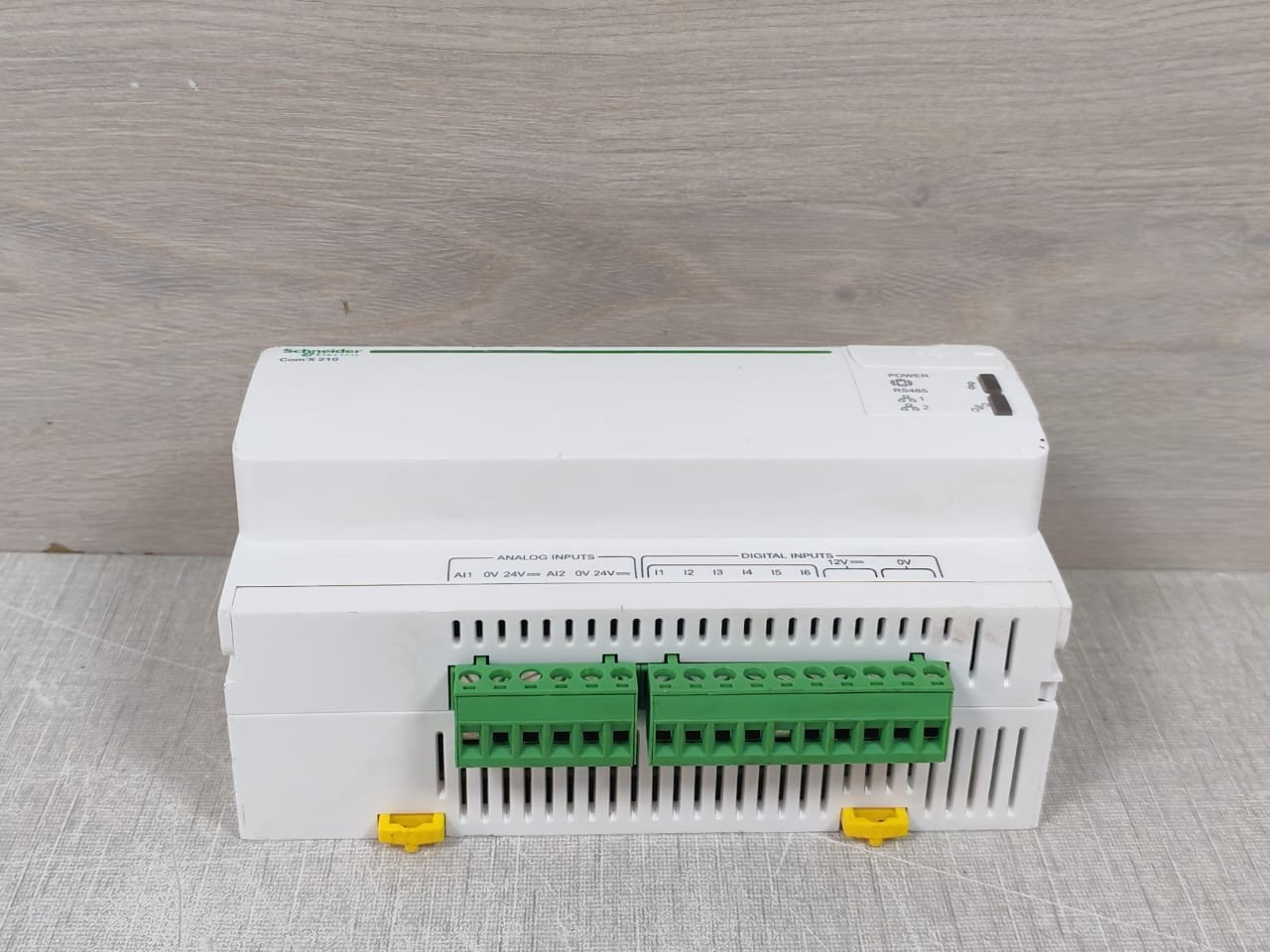 Schneider Electric EBX210 Schneider Electric Com'X 210 Ethernet Data Logger EBX210 4