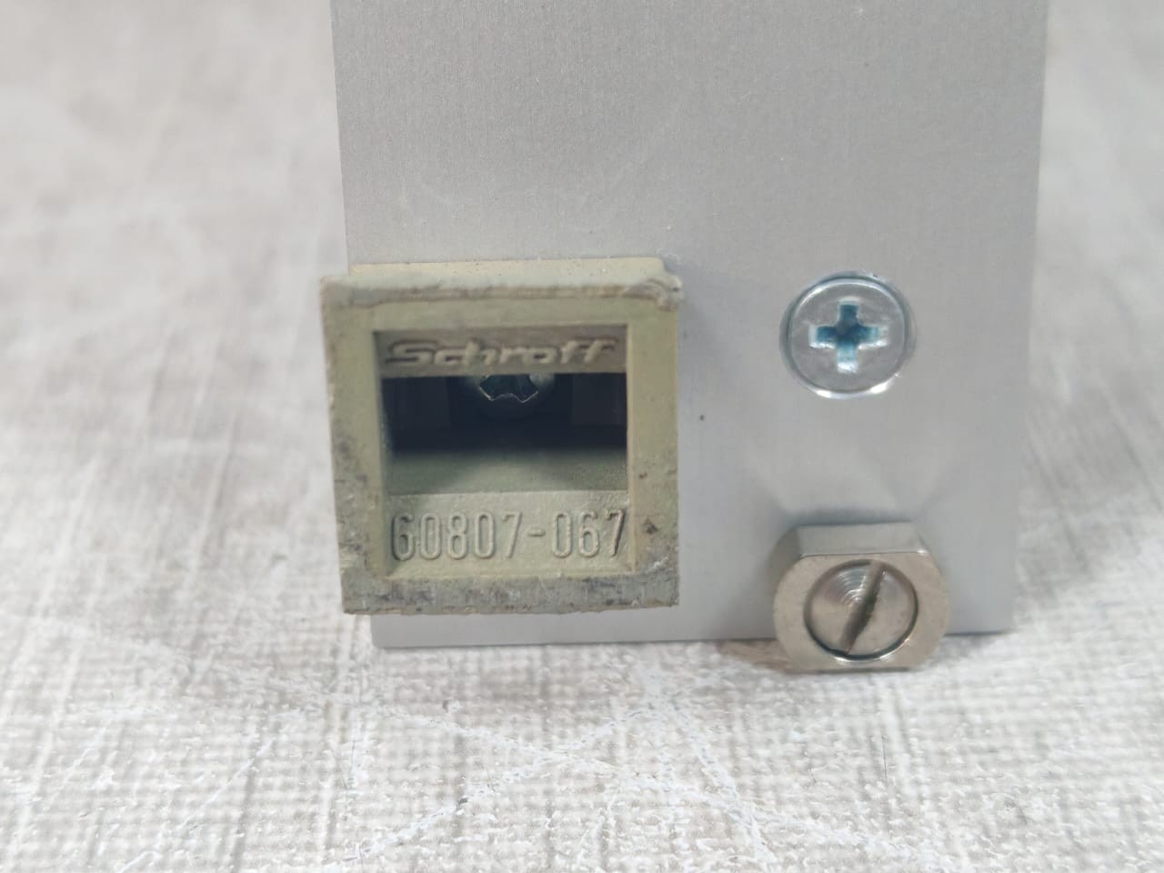 SCHROFF PM-15-12 SCHROFF 60807-067 / KAMN3005 / PM-15-12 POWER SUPPLY 4