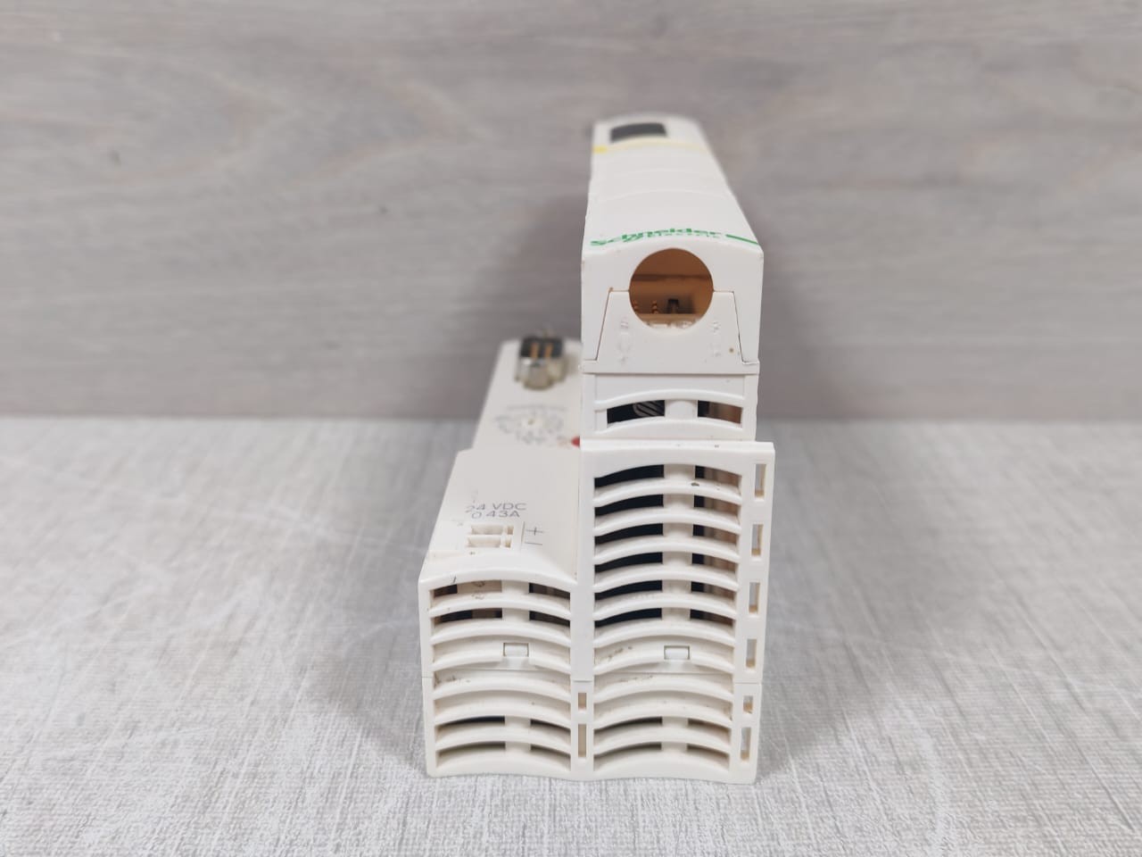 Schneider Electric STBNFP2212 Schneider Electric STBNFP2212 Standard Network Interface Module 8